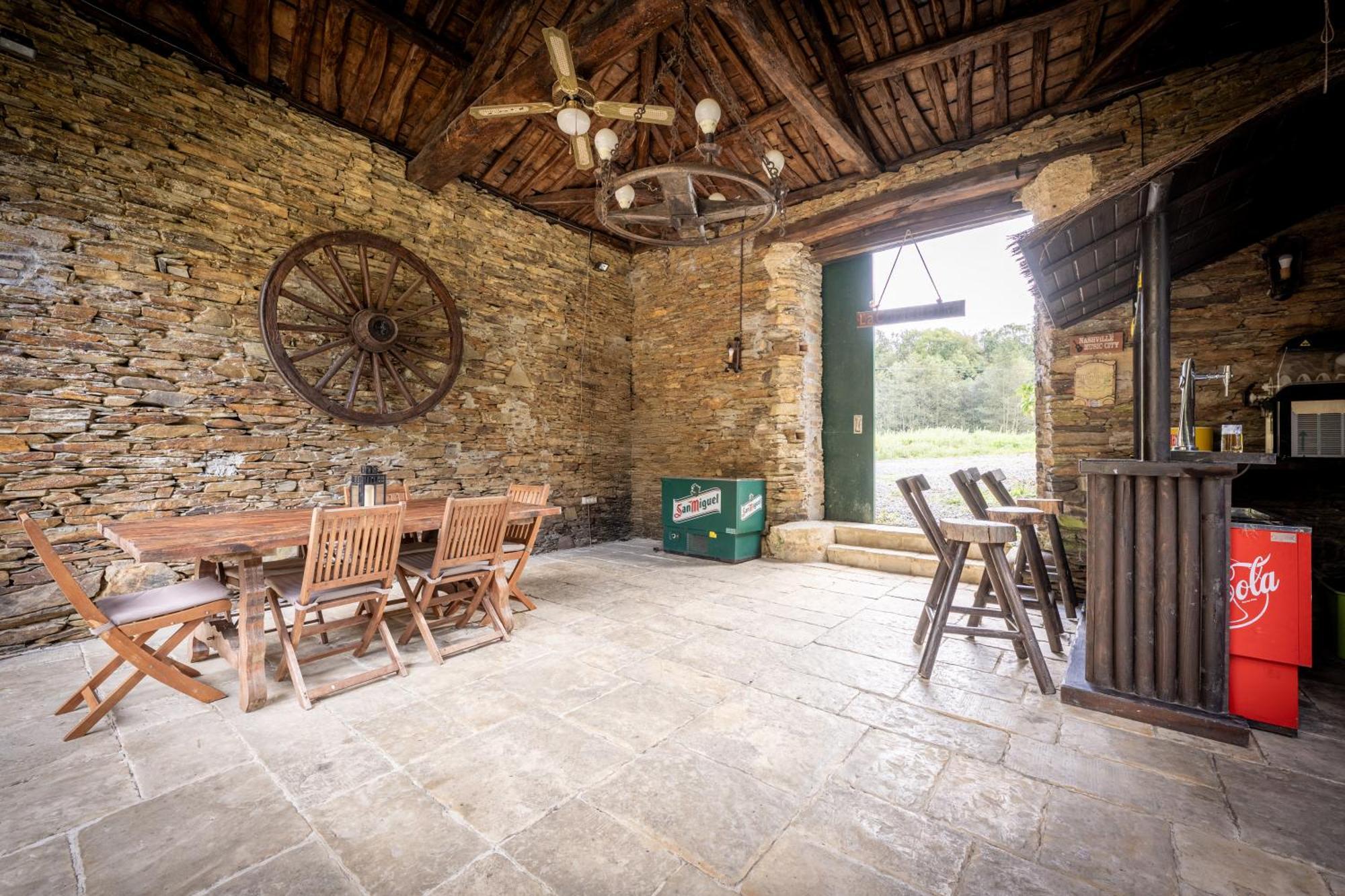 Villa En Asturias Con Cine, Piscina, Bbq, Juegos, 14 Pax Cobre Bagian luar foto