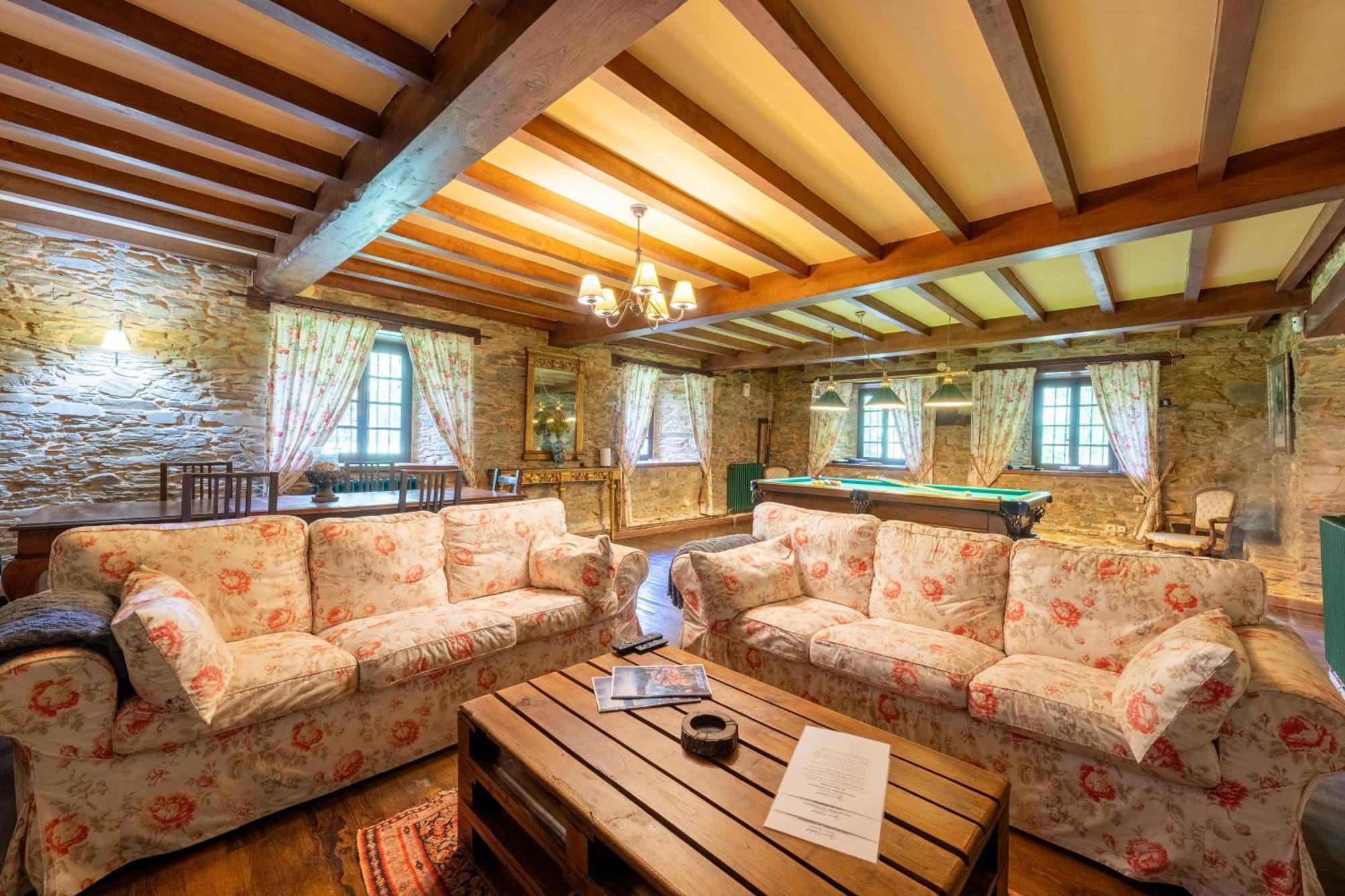 Villa En Asturias Con Cine, Piscina, Bbq, Juegos, 14 Pax Cobre Bagian luar foto
